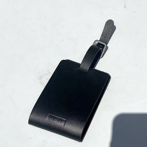 Away leather luggage tag